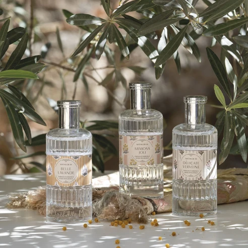 Ambientadores en spray Soleil de Provence de Mathilde M. entre olivos