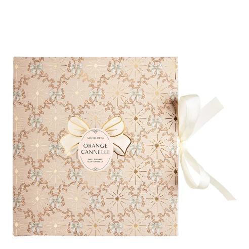 Caja de regalo del nacimiento perfumado Orange Cannelle de Mathilde M.