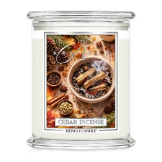 Vela Kringle Candle Cedar Incense de 3 mechas en bote grande de cristal de 623 g